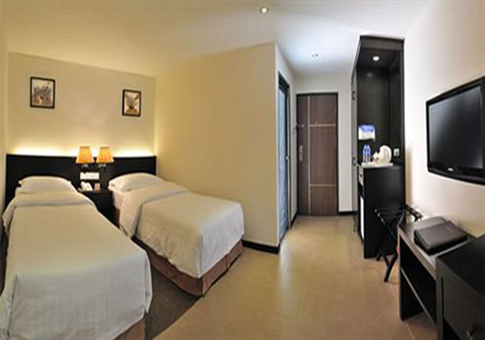 E-Red Hotel Bandar Perda Bukit Mertajam Luaran gambar